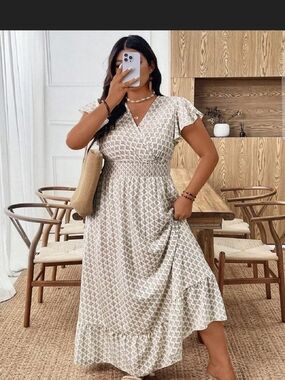 Women’s Beige Printed Maxi Dress with V-Neck